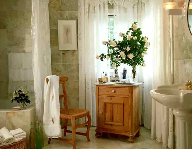 特朗普家“四美”同框！小女儿体重猛掉30斤，穿蓝裙好身材藏不住