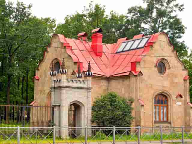 伦敦时尚穿搭技巧(时尚穿搭技巧 扬长避短)